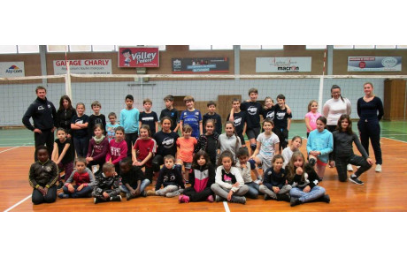 TOURNOI Découverte de l'activité Volley-Ball avec la maison de l'enfance TEISSEIRE/MALHERBE